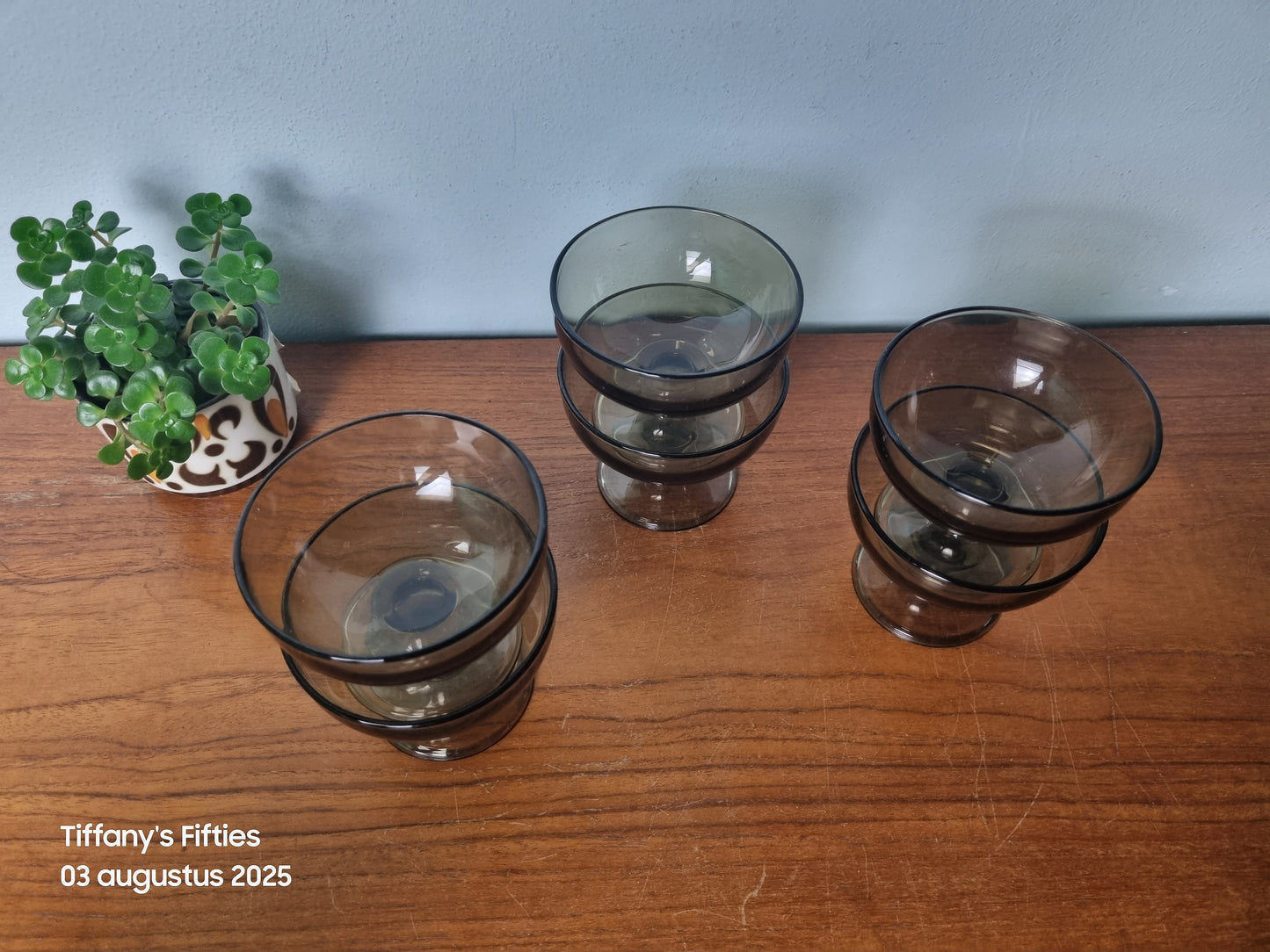 Rookglas ijscoupe op voet