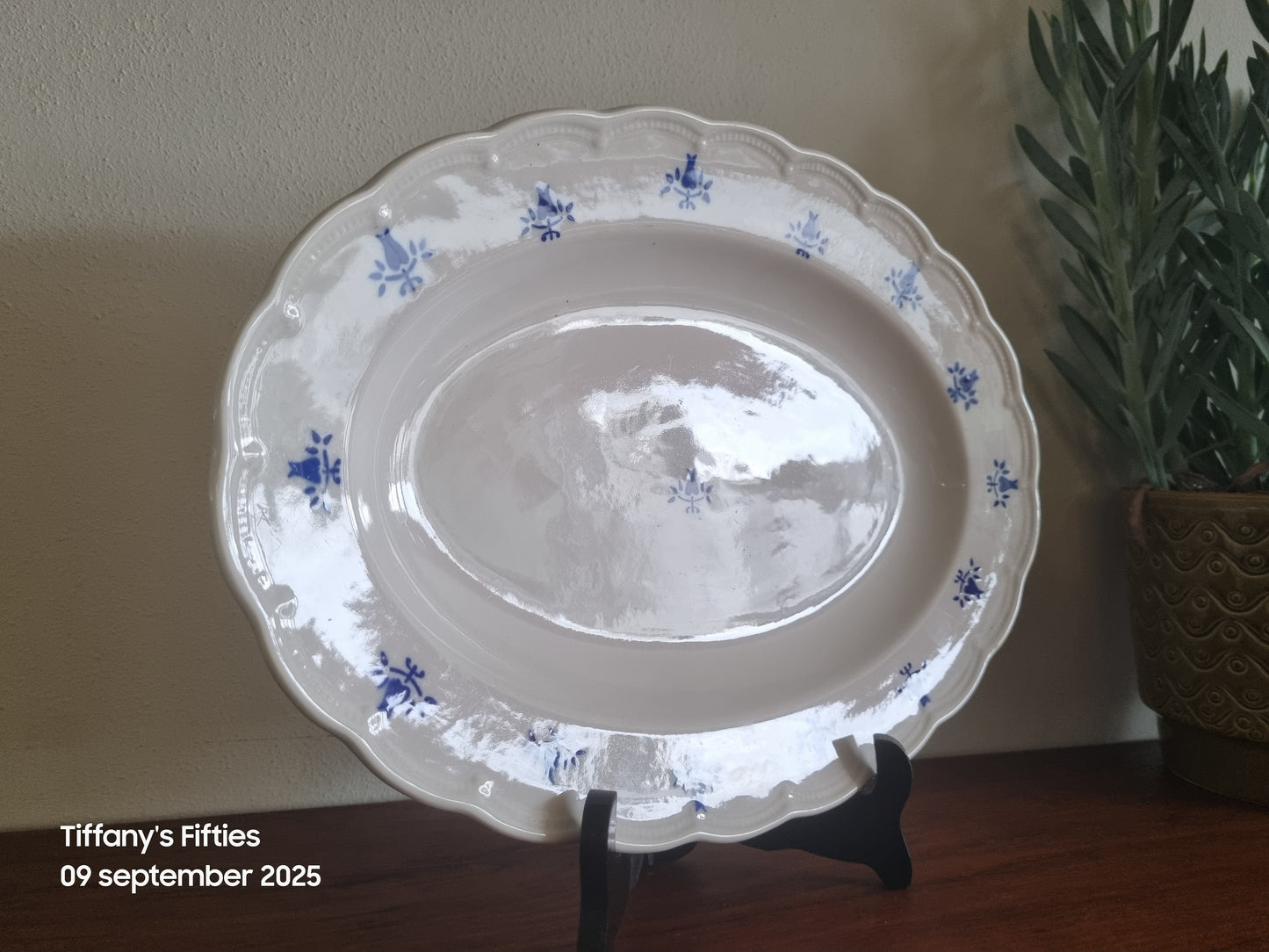 Ovalen schaal Boch "Festival" blauwe tulpen