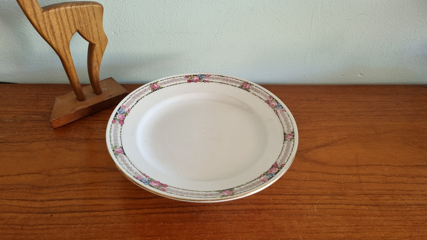 Mooie brocante Boch koekjesschaal bloemenguirlande