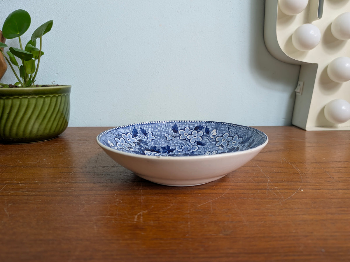 Schaaltje Semi China blauw wit bloemendecor