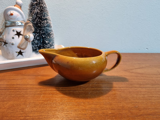 Melkkannetje Boch "Zeeland" oker