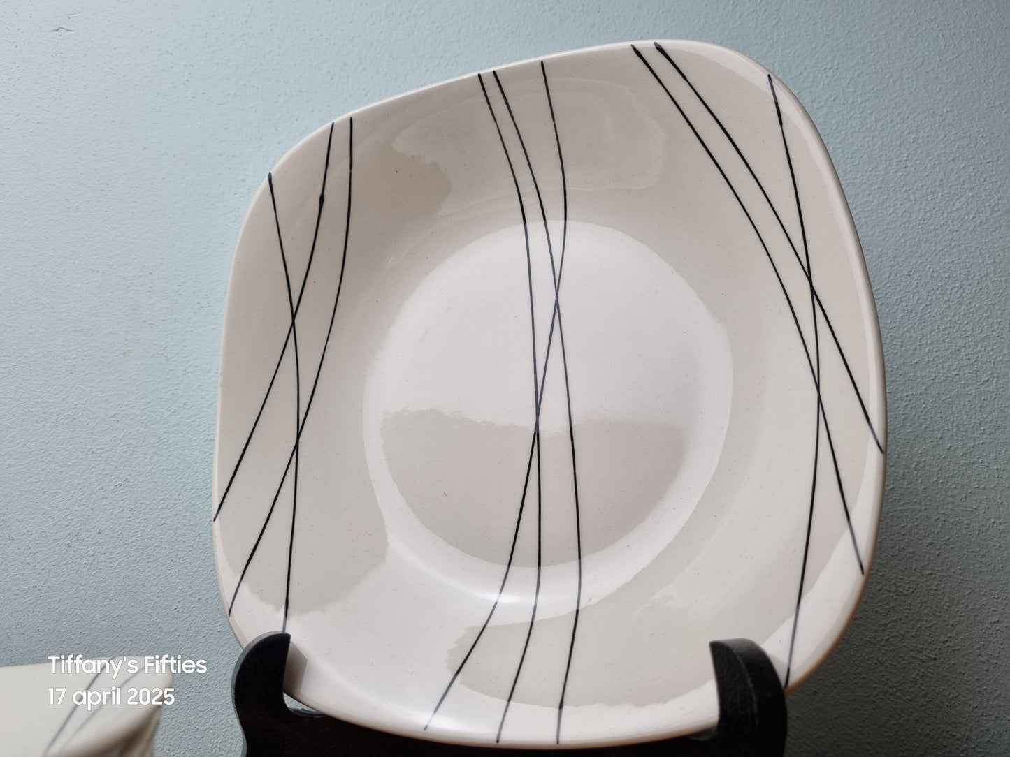 Diep bord Boch "Seduction" Fines Lignes Noires