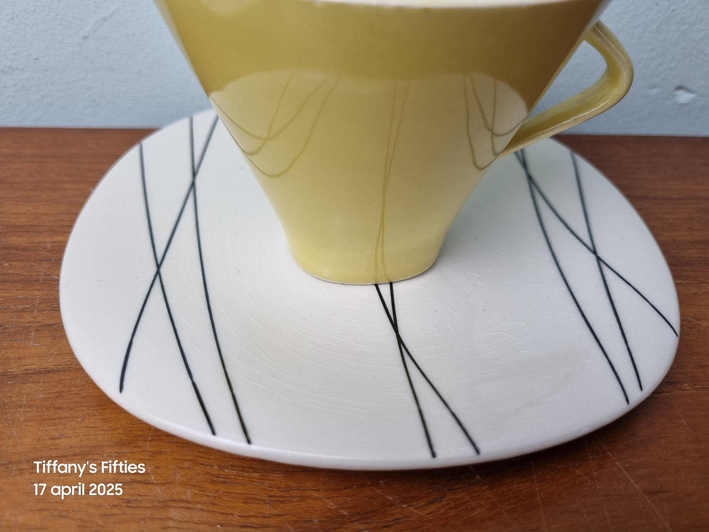 Kop-en-schotel Boch "Seduction" Fines Lignes Noires