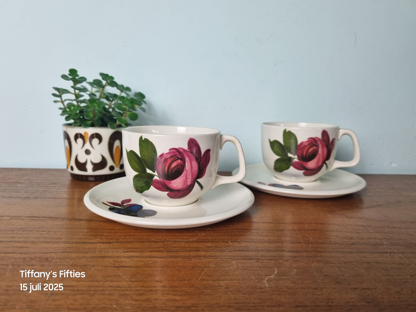 Kop-en-schotel Boch "Menuet" Rêve Fleuri roze