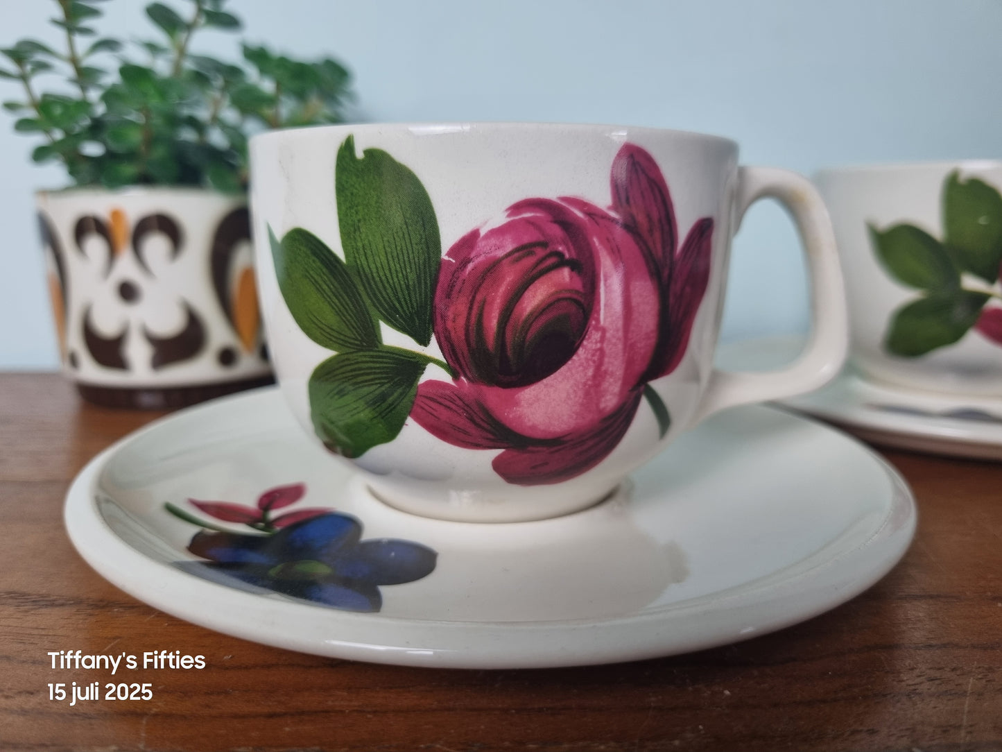 Kop-en-schotel Boch "Menuet" Rêve Fleuri roze