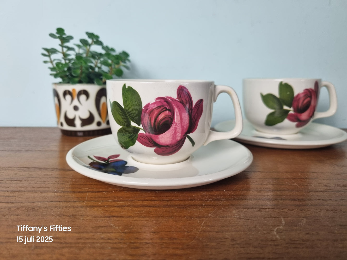 Kop-en-schotel Boch "Menuet" Rêve Fleuri roze