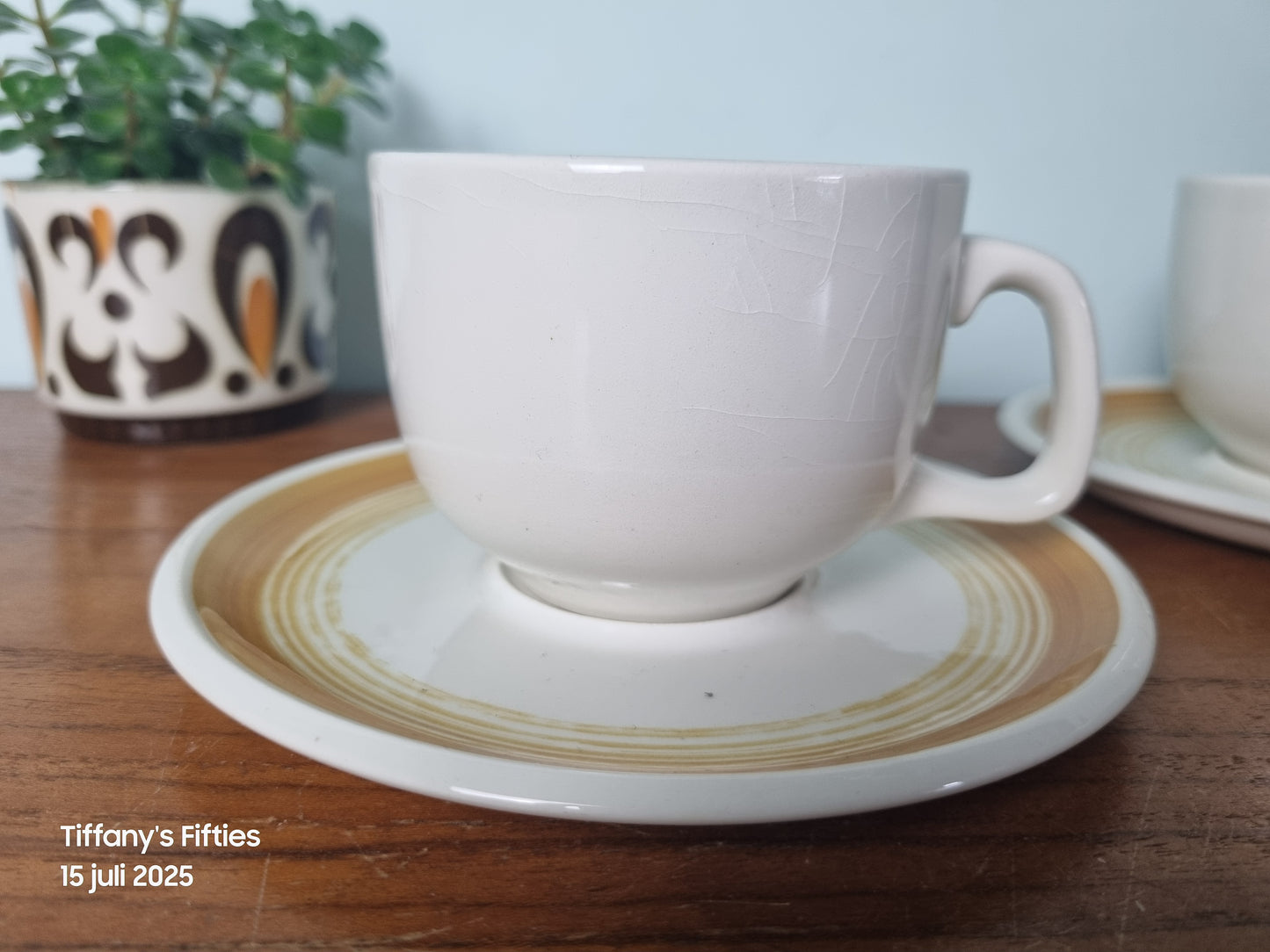 Kop-en-schotel Boch "Menuet" beige