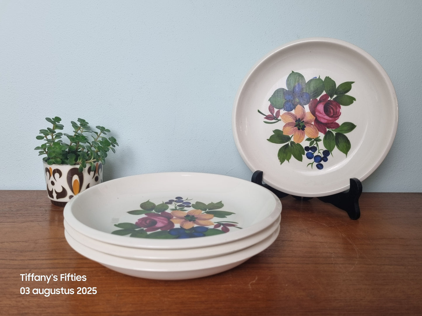 Diep bord Boch "Menuet" Reve Fleuri