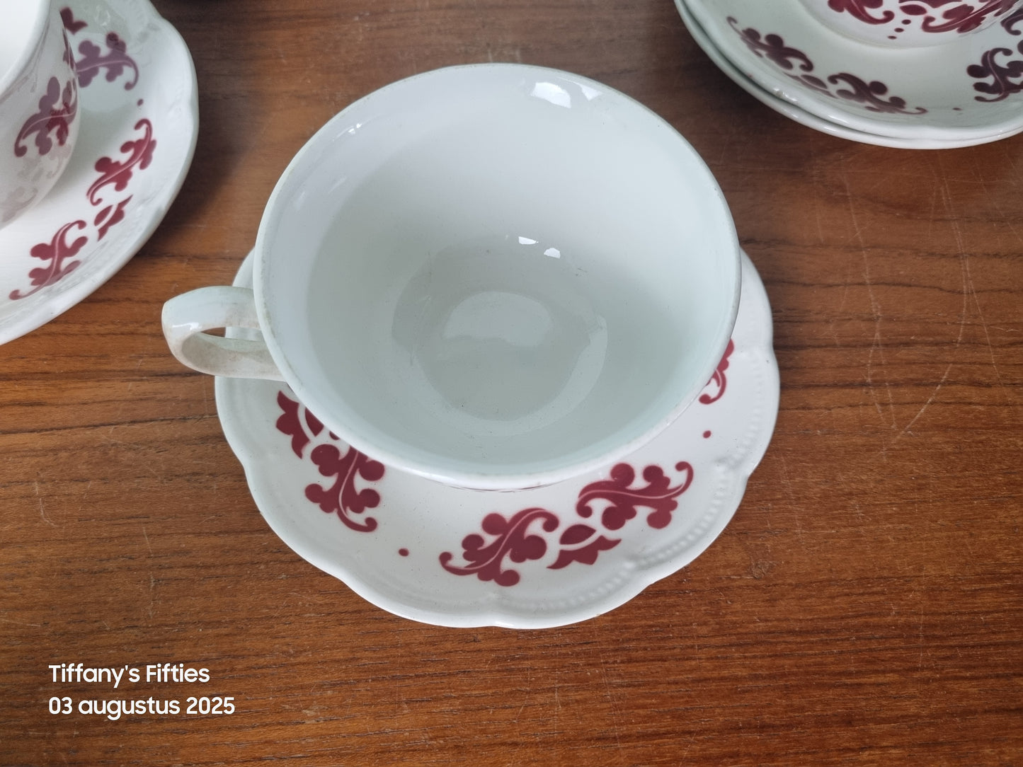 Kop-en-schotel Boch "Festival" Coronation rood