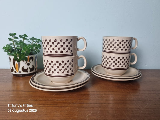 Set 4 kopjes Emsa bruine bloempjes