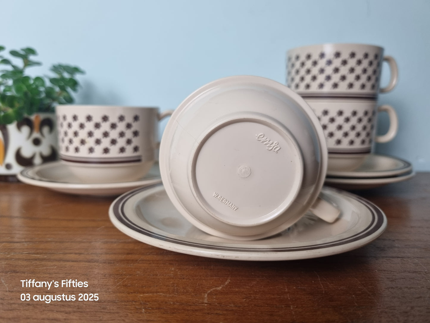 Set 4 kopjes Emsa bruine bloempjes