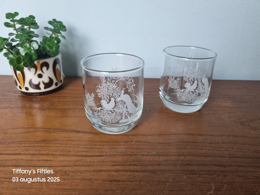 Set van 2 glazen haan en pauw