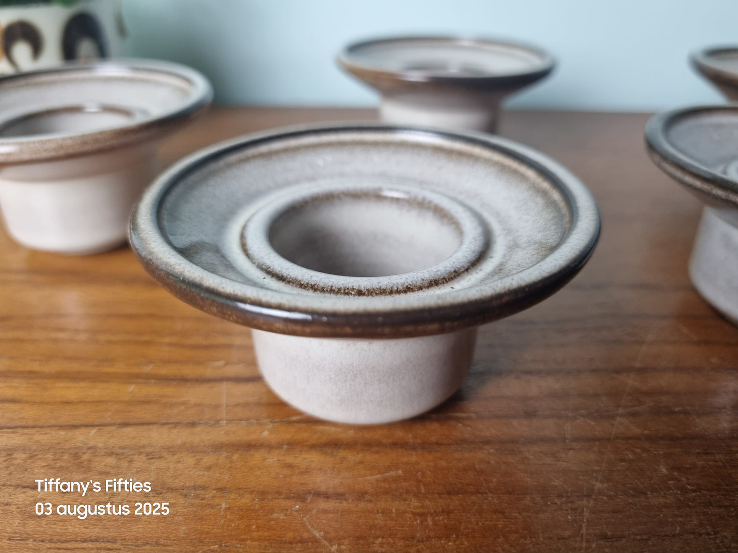 Eierdopje Huizen Holland grijs