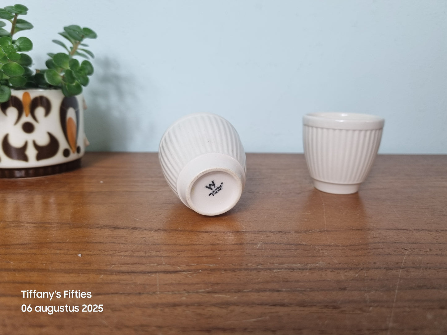 Eierdopje Wedgwood cremewit