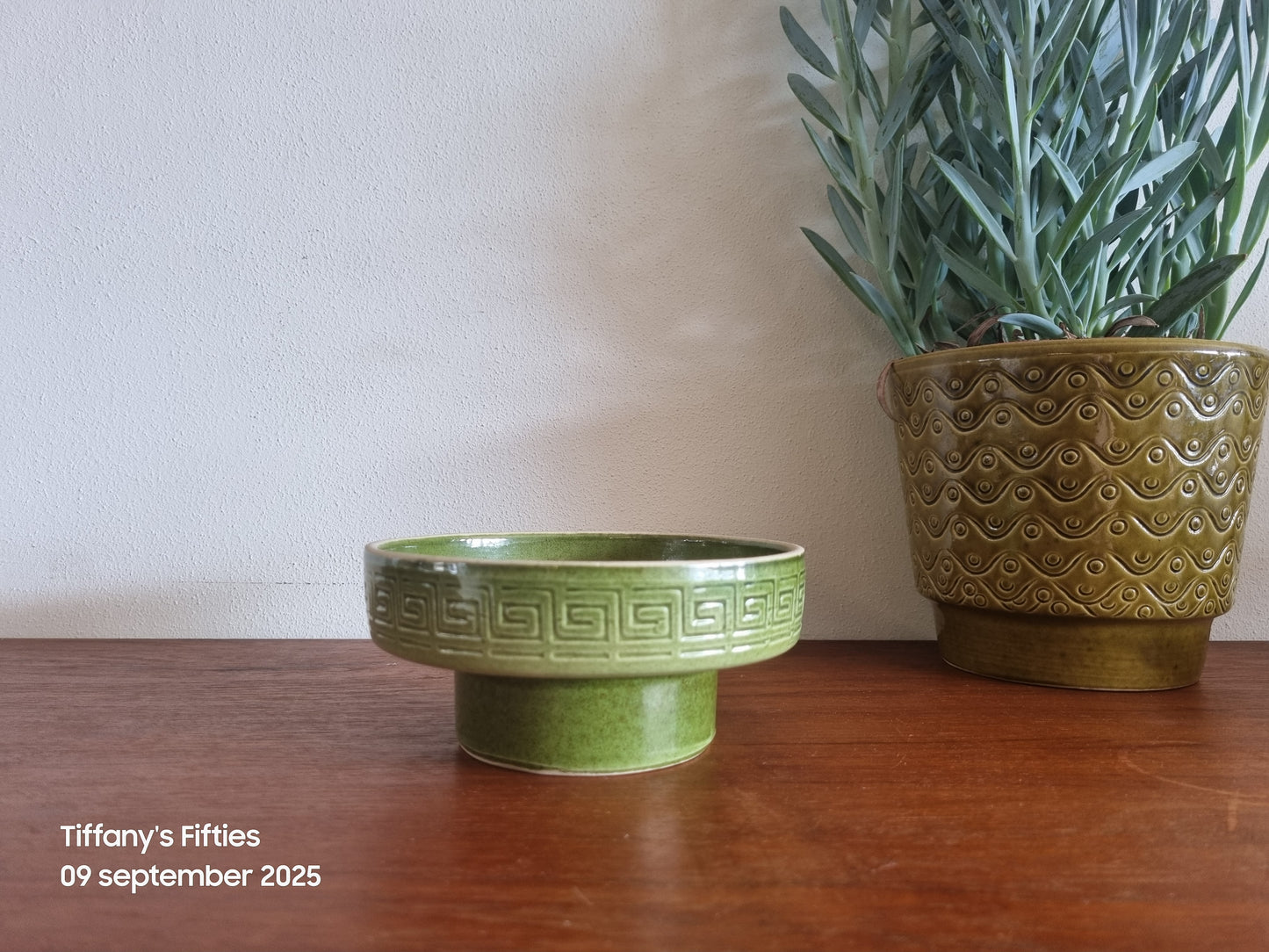 Plantenpotje groen met Grieks motief