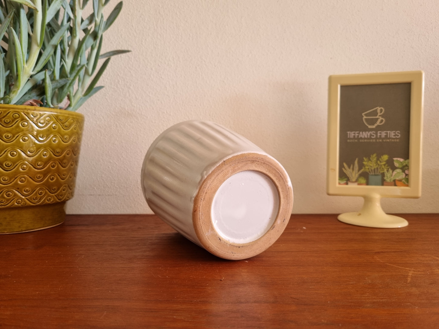 Vintage bloempot grijswit