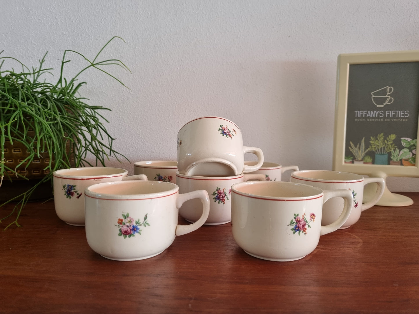 Vintage kopje met bloemetjes