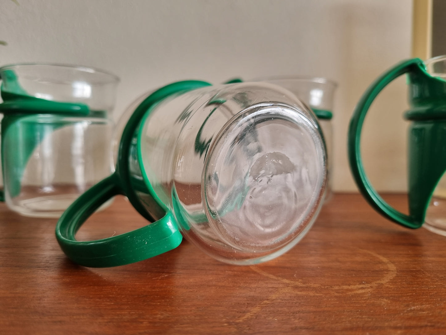 Set 4 vintage glazen groene houder