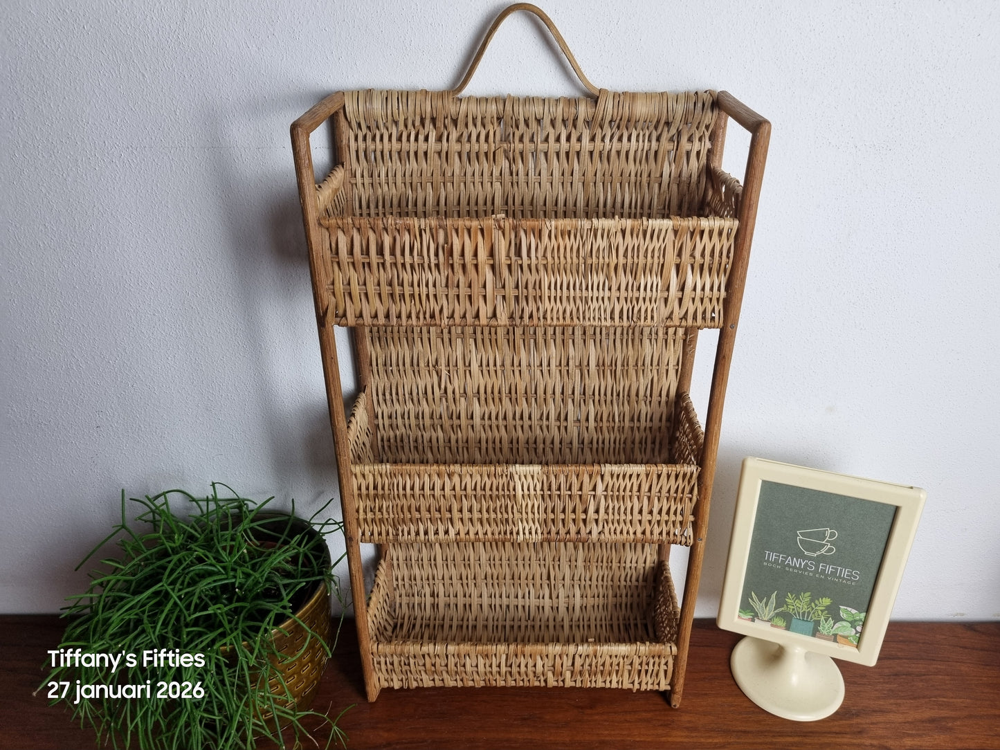 Rotan vintage wandrekje