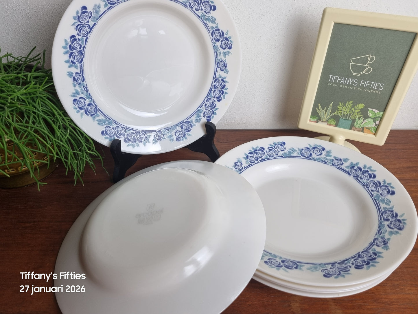 Diep bord Arcopal Blue Rose