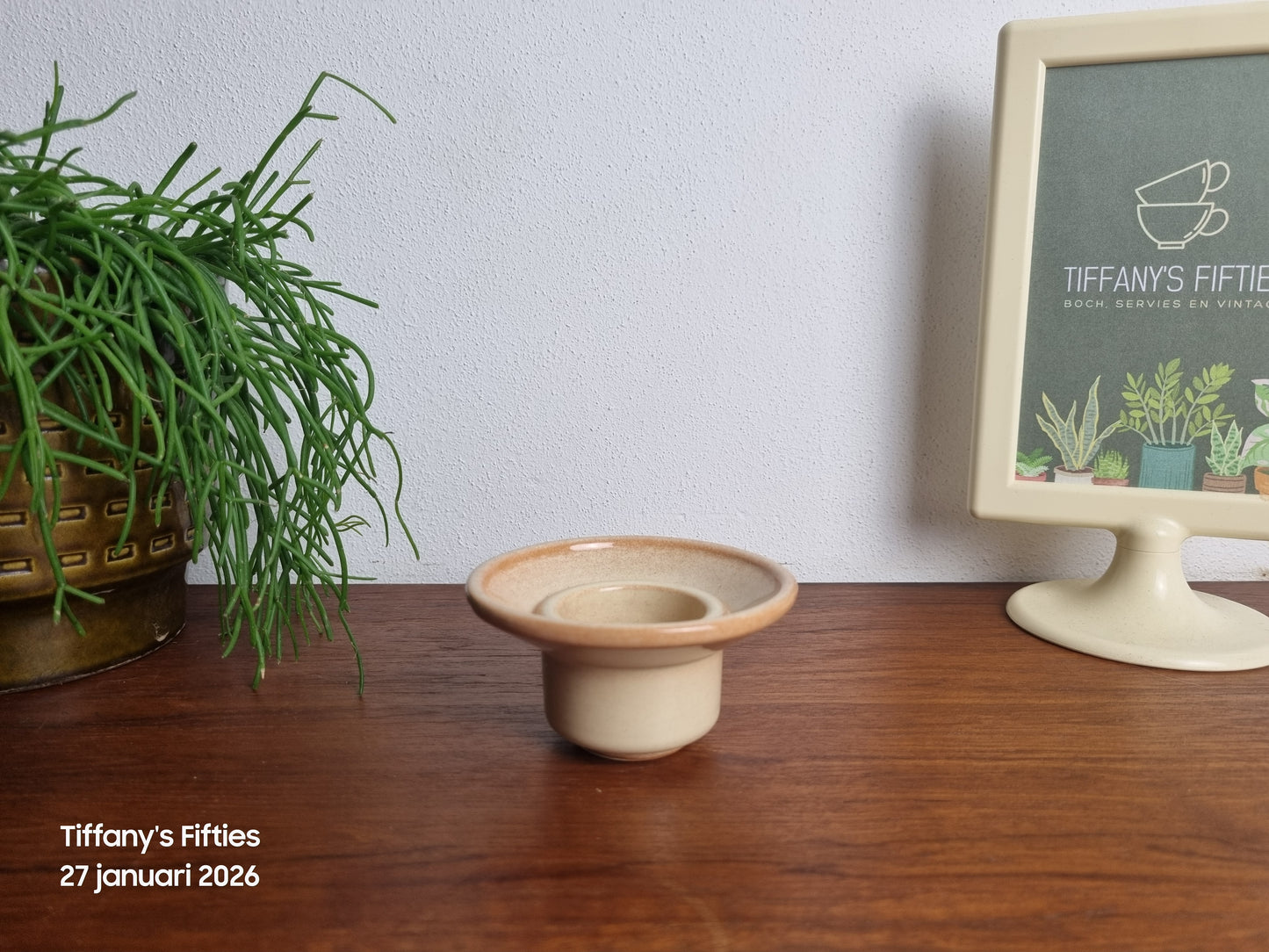 Eierdopje Huizen Holland beige