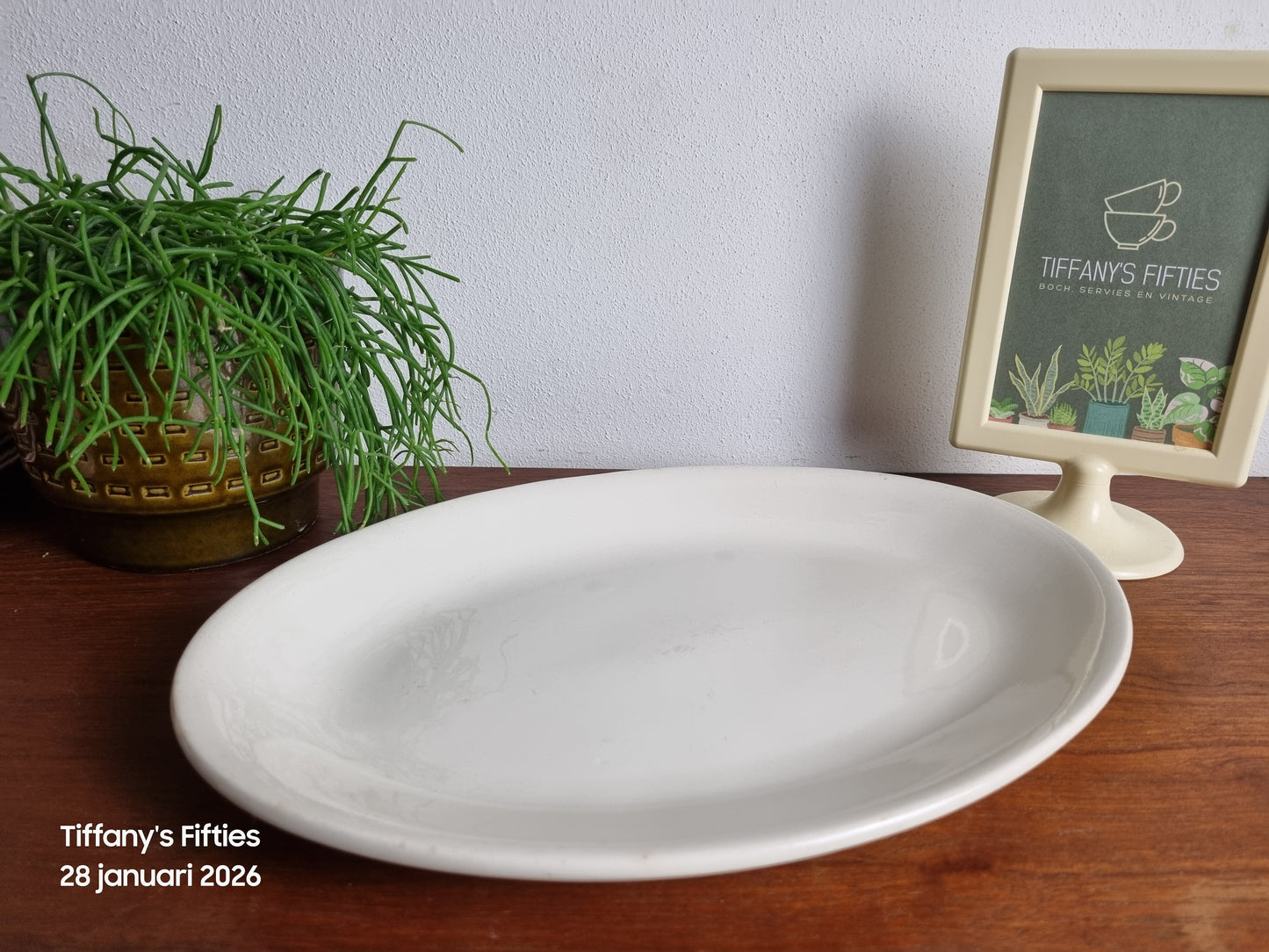 Ovale schaal Boch Saturne wit