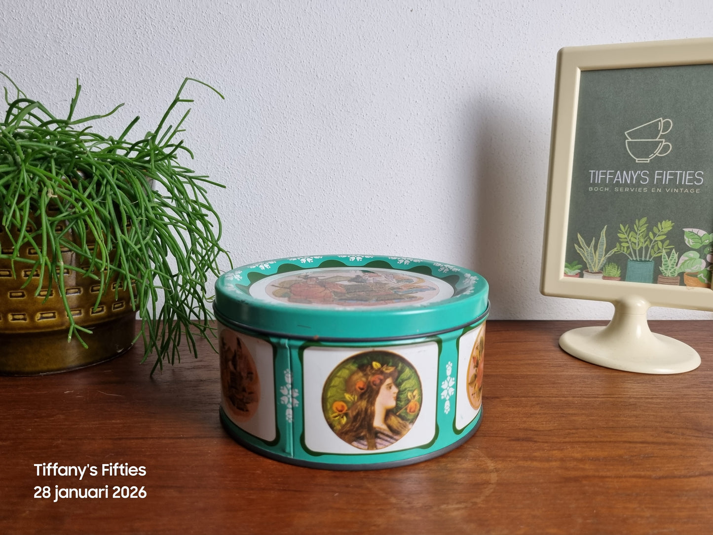 Blik Mackintosh England