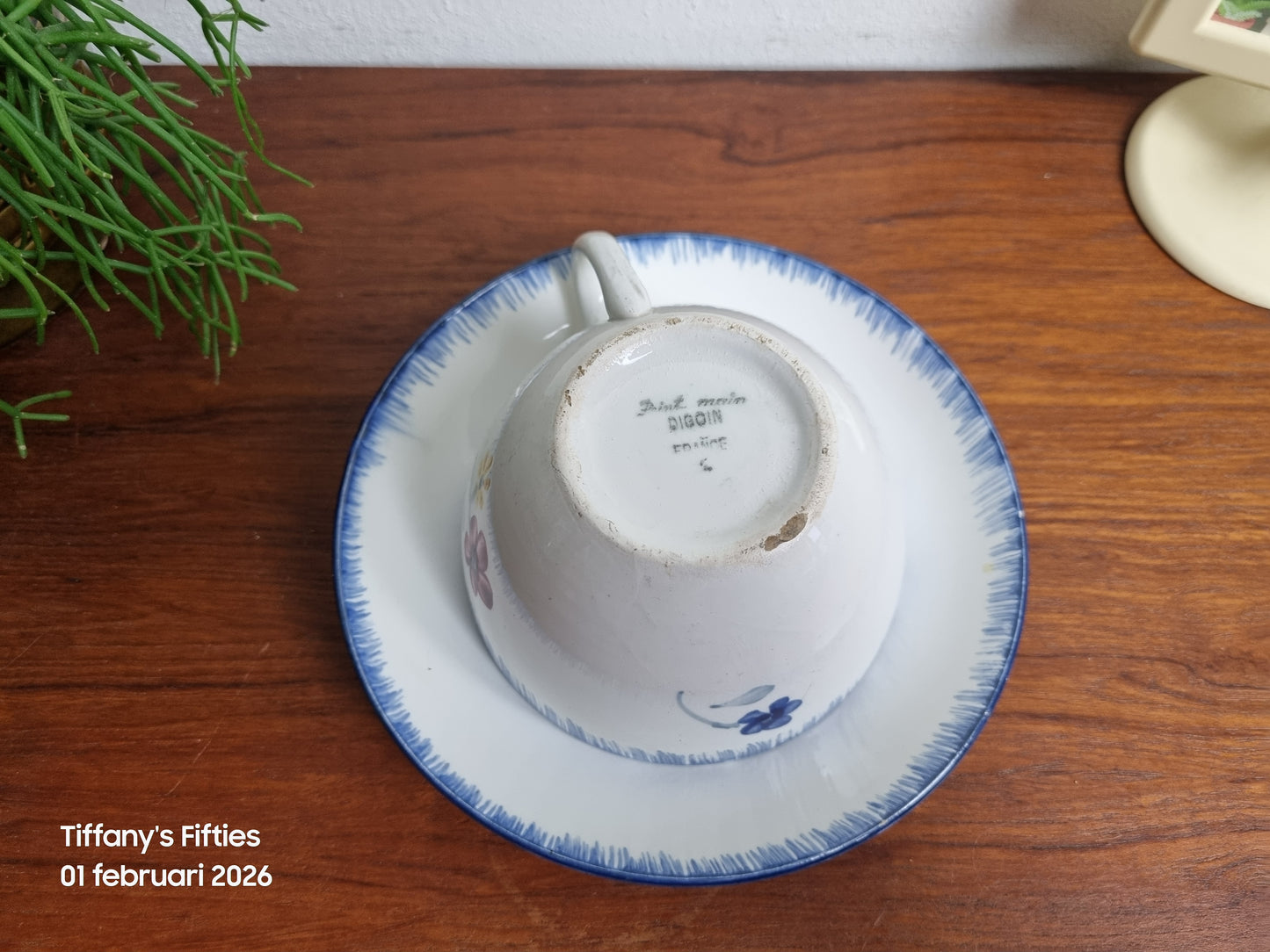 Kop en schotel Digoin handgeschilderde bloem Mary Lou