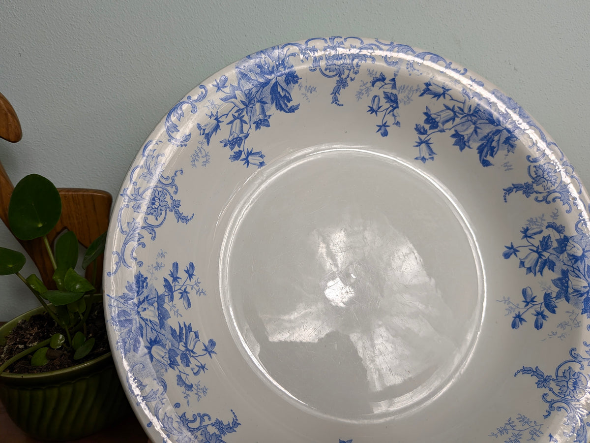 Grote schaal blauw bloemendecor