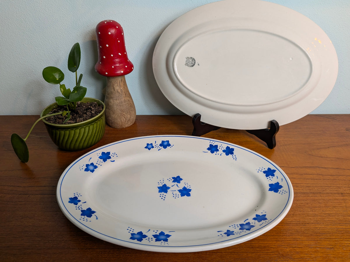 Ovale serveerschaal Boch blauw bloemendecor